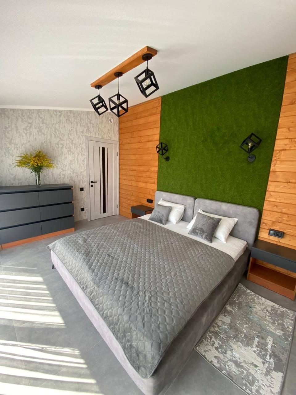 Ярдана Apartment Skhidnytsia Ngoại thất bức ảnh