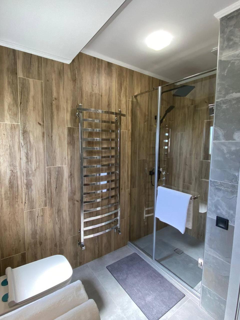 Ярдана Apartment Skhidnytsia Ngoại thất bức ảnh