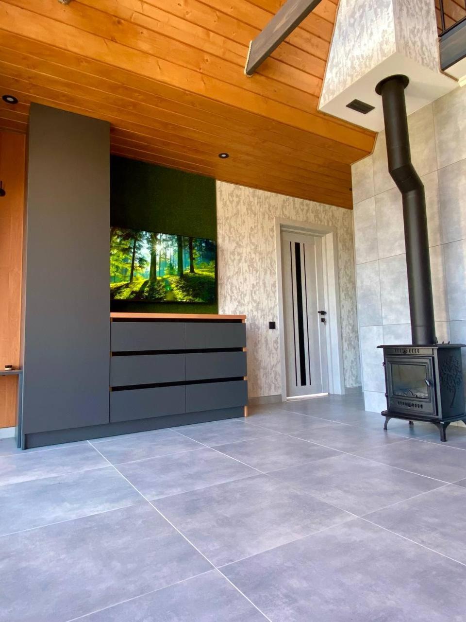 Ярдана Apartment Skhidnytsia Ngoại thất bức ảnh