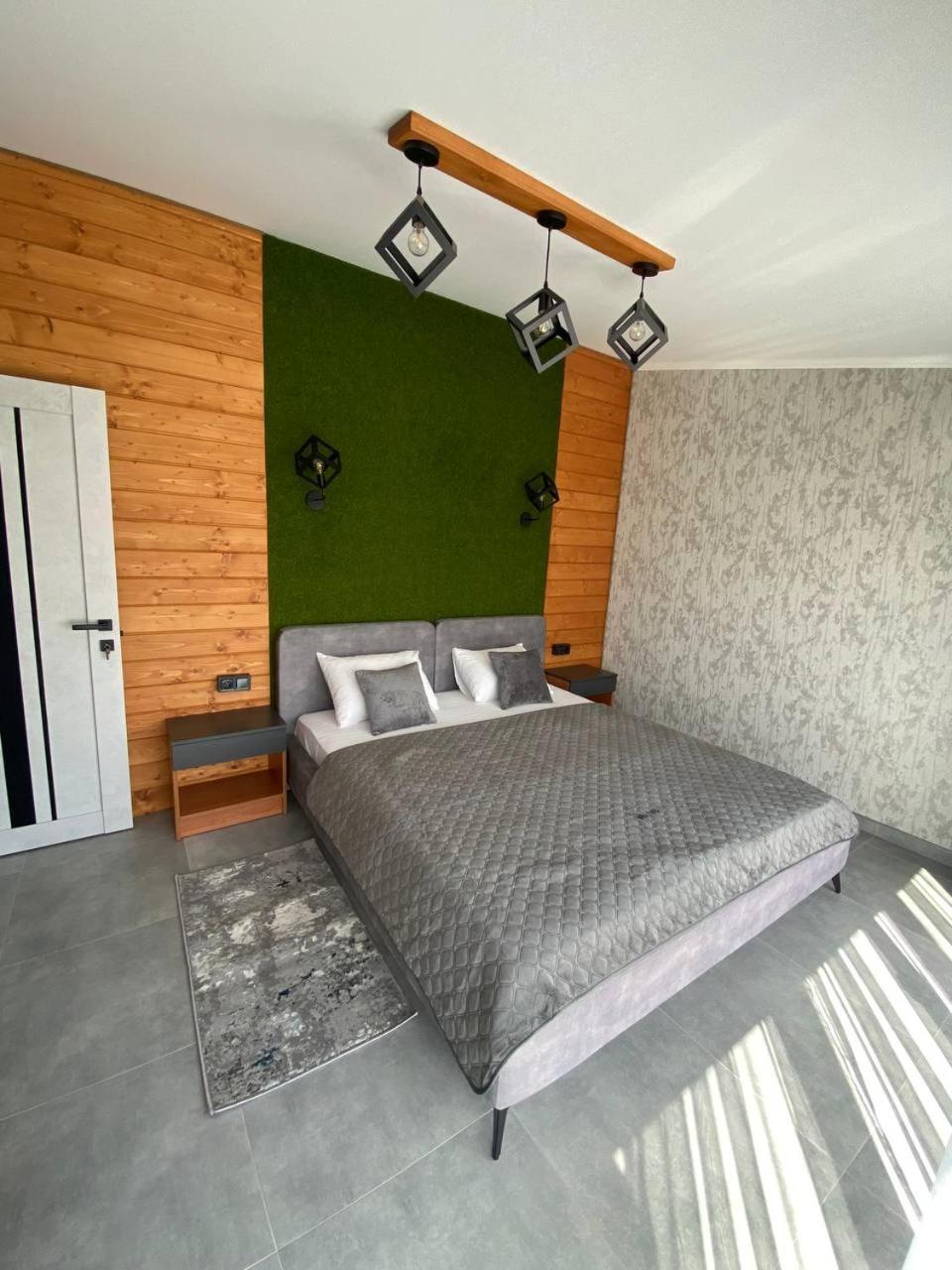 Ярдана Apartment Skhidnytsia Ngoại thất bức ảnh