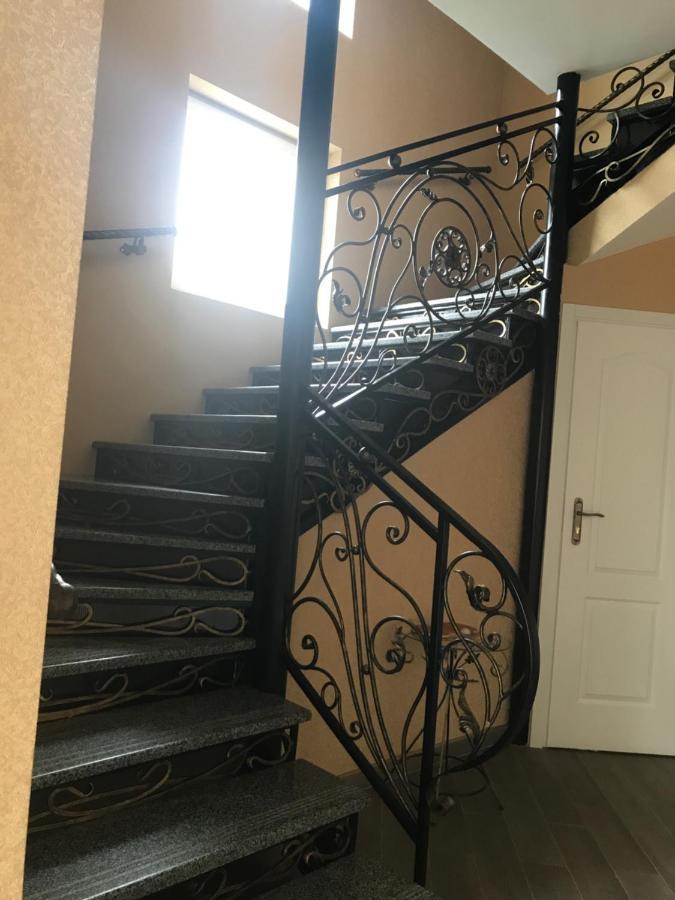 Ярдана Apartment Skhidnytsia Ngoại thất bức ảnh