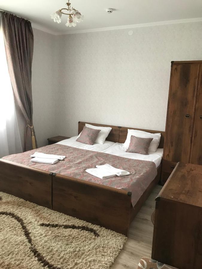 Ярдана Apartment Skhidnytsia Ngoại thất bức ảnh