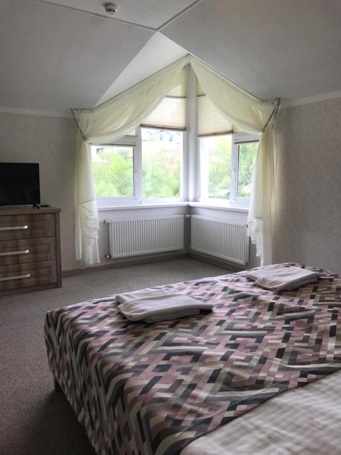 Ярдана Apartment Skhidnytsia Ngoại thất bức ảnh